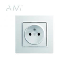 French Socket